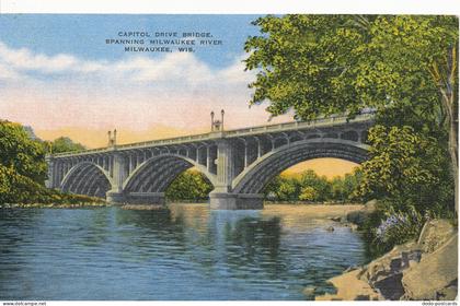 PC11157 Capitol Drive Bridge. Spanning Milwaukee River. Milwaukee. Wis. E. C Kro