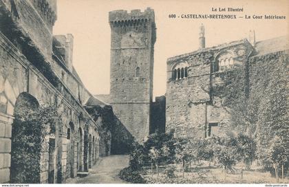 PC37658 Le Lot Illustre. Castelnau Bretenoux. La Cour Interieure