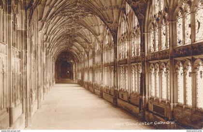 PC67944 Gloucester Cathedral