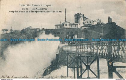 R031129 Biarritz Panoramique. Biarritz. Tempete sous le Semaphore. Effet de Mer