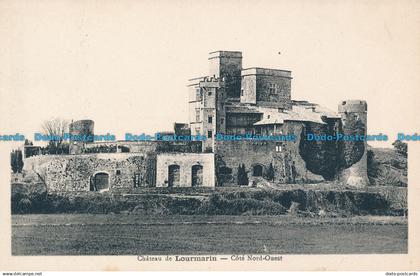 R046425 Chateau de Lourmarin. Cote Nord Ouest. Roques