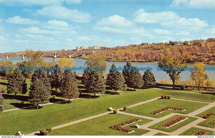 R069094 Saskatoon. The City Beautiful. Murray Gibson. 1968