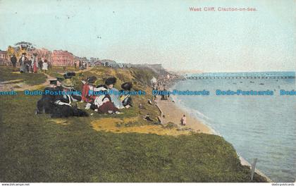 R160613 West Cliff. Clacton on Sea