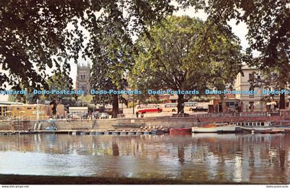 R278764 Evesham River Avon Postcard