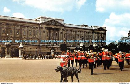 R278772 London Buckingham Palace Postcard