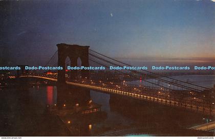 R286603 Brooklyn Bridge New York skyline Progressive Publications