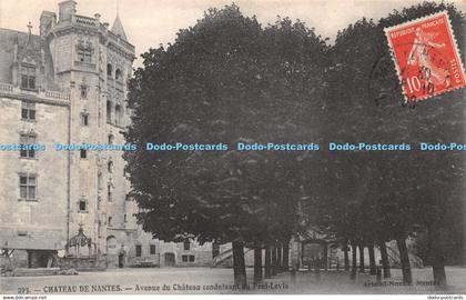 R424049 Chateau de Nantes Avenue du Chateau conduisant au Pont Levis Artaud Noza