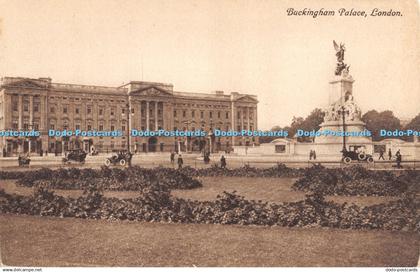 R480415 London Buckingham Palace Selfridge