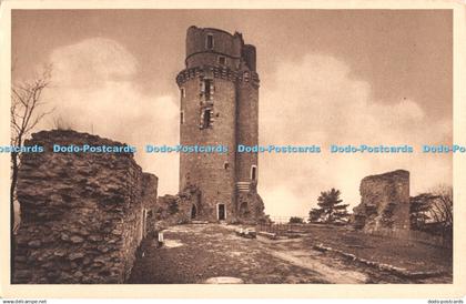 R487617 103 Montlhery S et O La Tour Ancien Donjon du Chateau de Montlhery forti