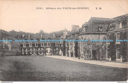 R512234 Abbaye des Vaux de Cernay F Testard