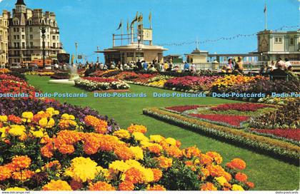 R599924 Eastbourne Carpet Gardens Eastbourne Printers 1981