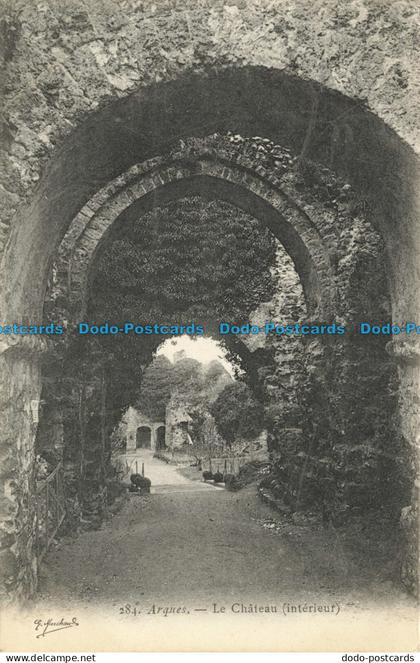 R642786 Arques. Le Chateau. Interieur. Postcard