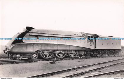 R707564 L. N. E. R. Silver Link. No. 2509. Railway Photographs. Liverpool. Coope