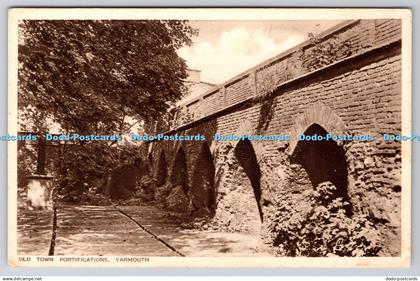 R748123 Yarmouth Old Town Fortifications Tuck Photogravure The Great Yarmouth Hi