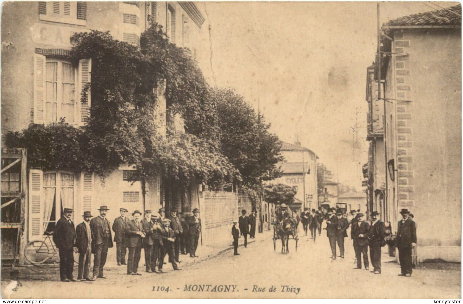 Montagny - Rue de Thizy