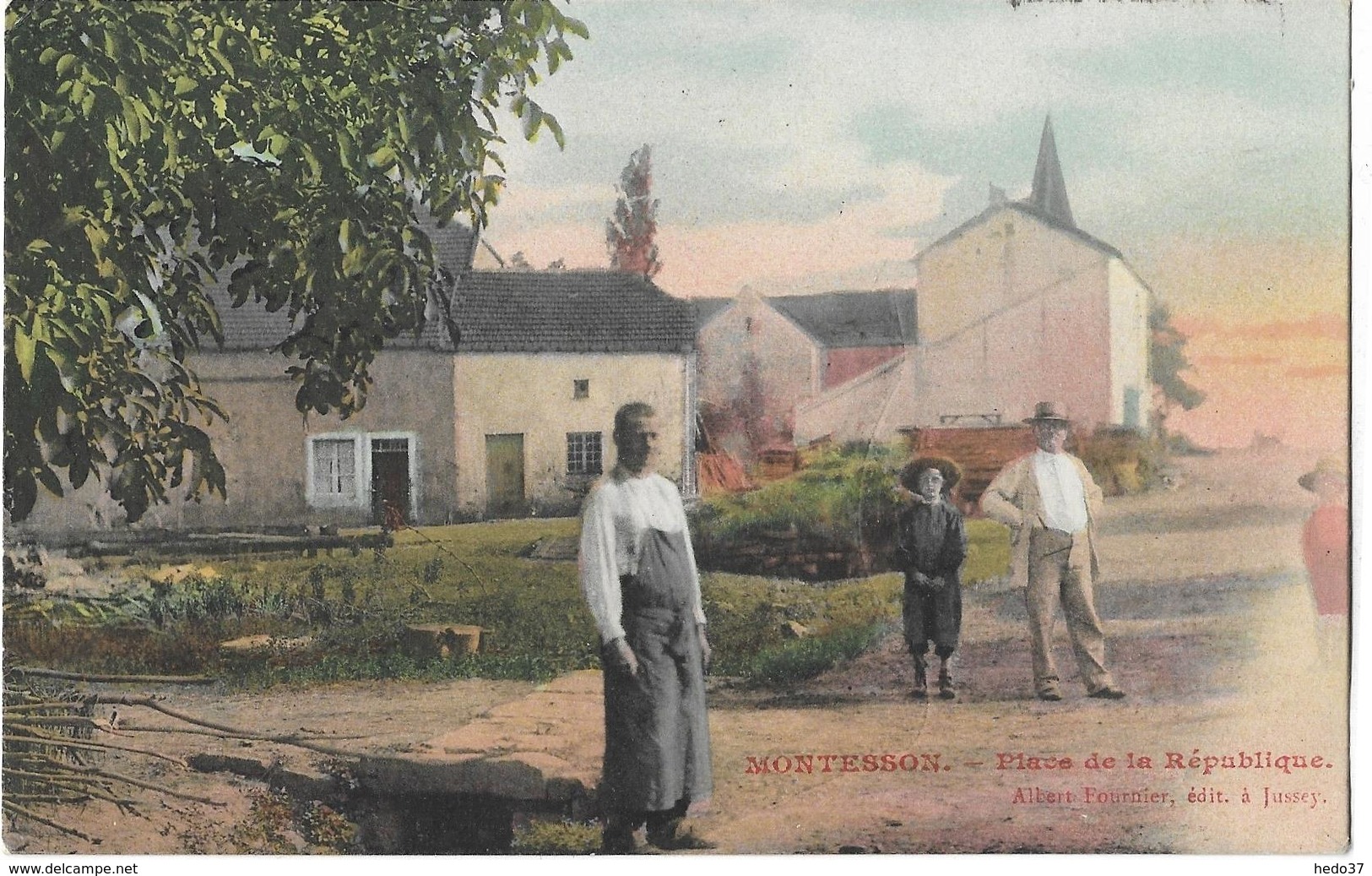 Montesson - Place de la République