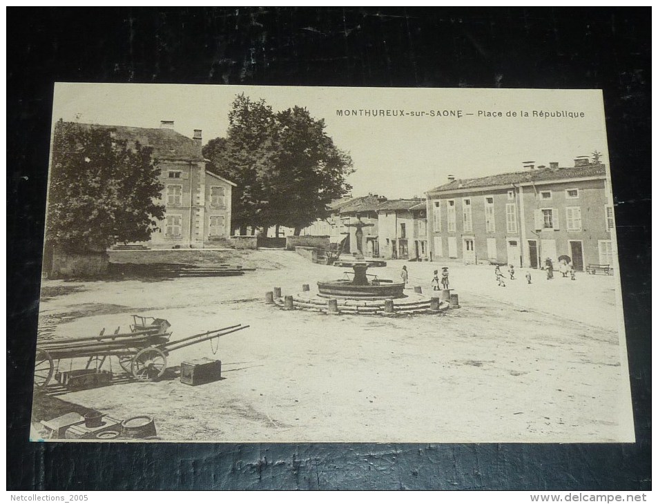 MONTHUREUX-SUR-SAONE - PLACE DE LA REPUBLIQUE - 88 VOSGES (Q)