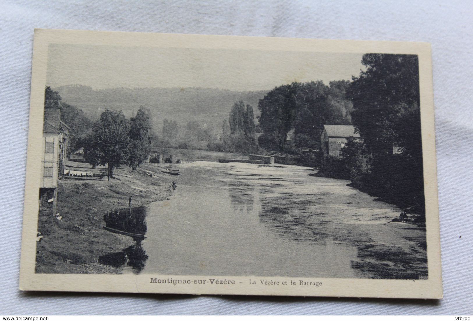 Montignac sur Vézère, la Vézère et le barrage, Dordogne 24