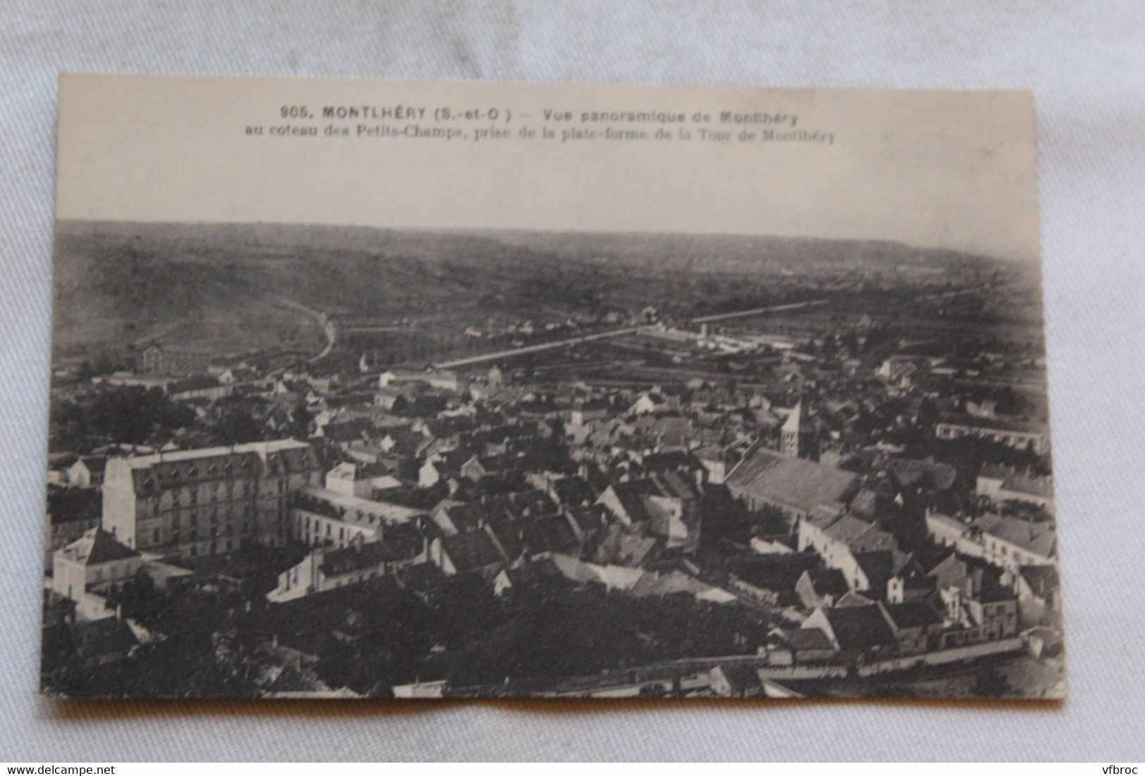 Montlhery, vue panoramique de Montlhery, Essonne 91