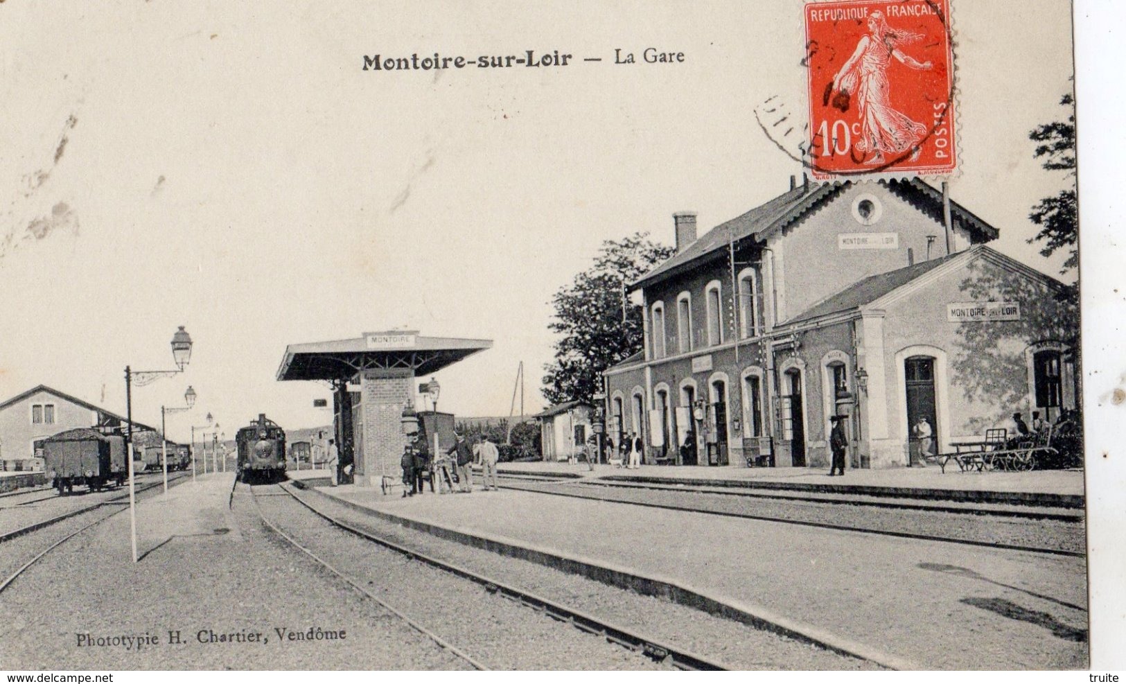 MONTOIRE-SUR-LE-LOIR LA GARE