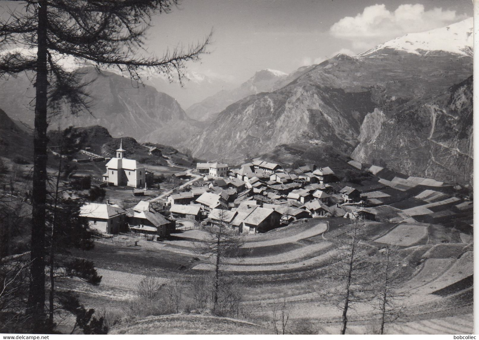 MONTRICHER (Savoie): Vue générale