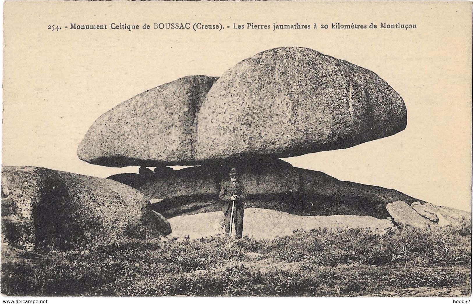 Monument Celtique de Boussac - Les Pierres jaumathres à 20 kilomètres de Montluçon