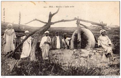 FEZ (FES) MOULIN A HUILE ARABE