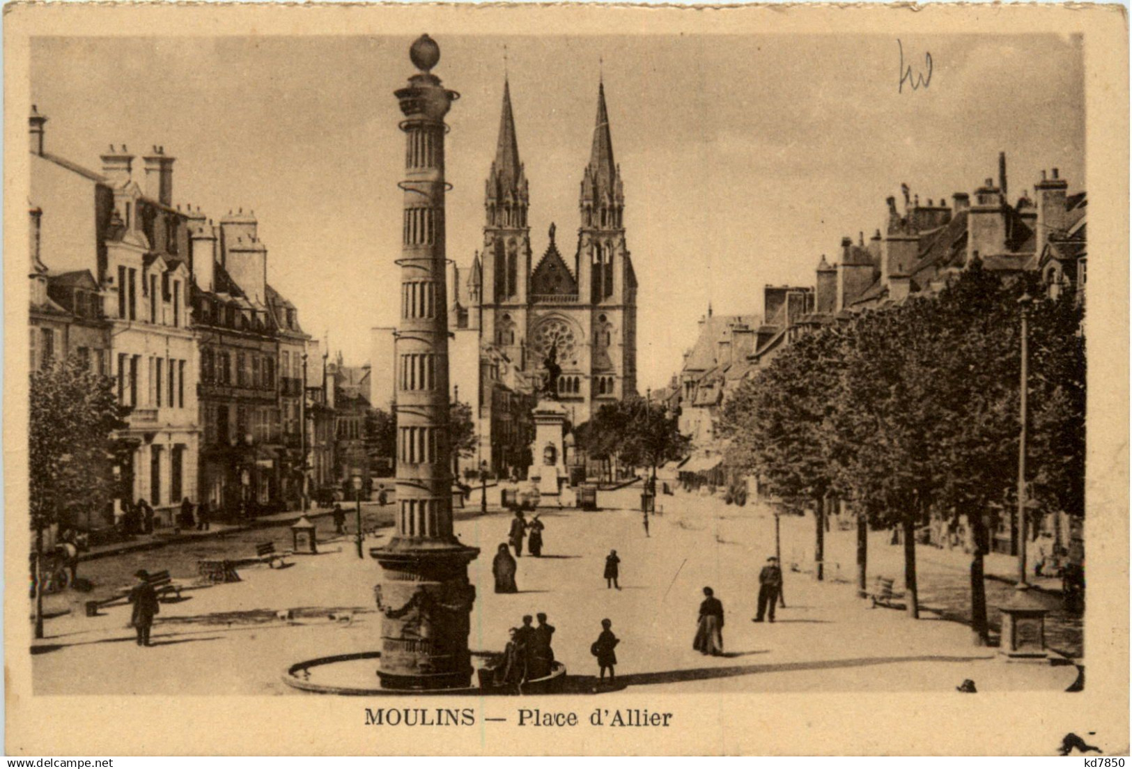 Moulins, Place dÀllier