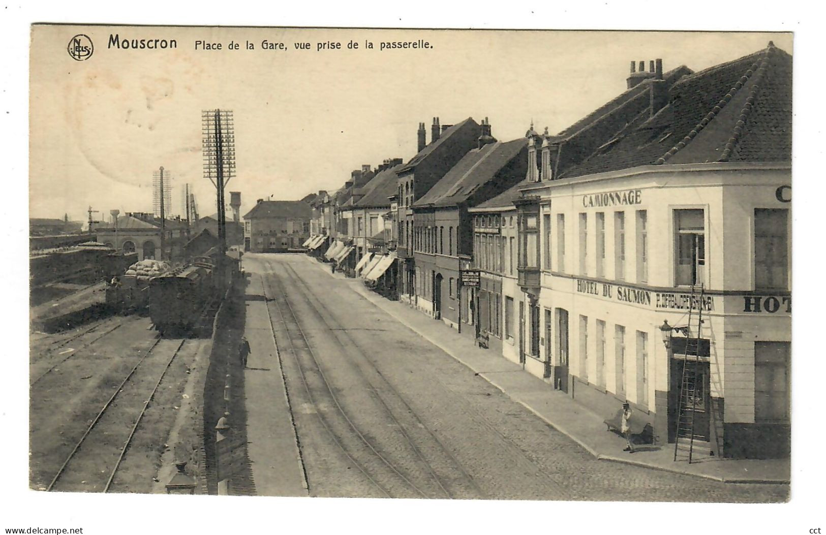 Mouscron   Moeskroen    Place de la Gare, vue prise de la passerelle