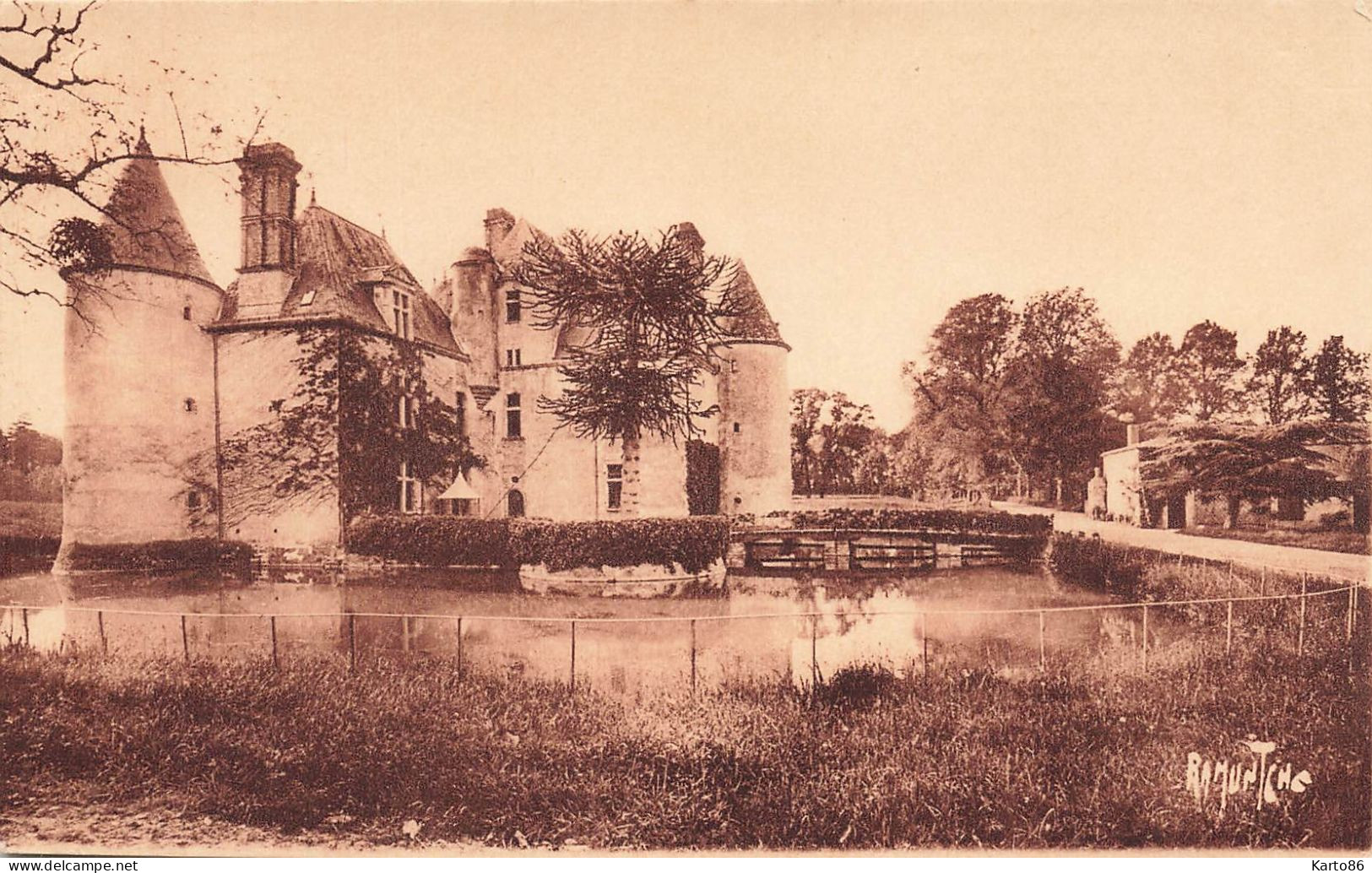 moutiers les mauxfaits * le château de la cantaudière