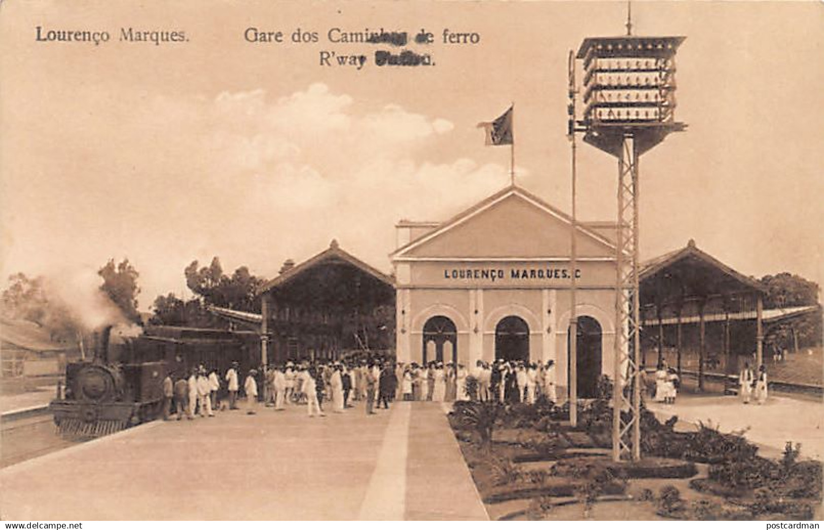 Mozambique - LOURENÇO MARQUES - Railway station - Publ. J. fernandes Moinhos