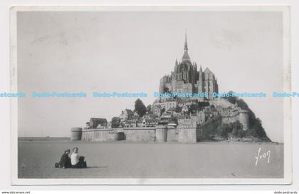 C022272 Le Mont Saint Michel. Yvon