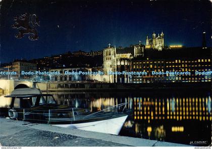 D024844 Lyon. Le 8 decembre. Les quais de Saone la Primatiale Saint Jean et la c