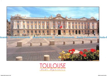 D047667 Toulouse. Capitale de Midi Pyrenees. La Place du Capitole. S. A. Apa Pou