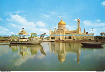 D165576 The Royal Mahaligai Boat Brunei. S. W