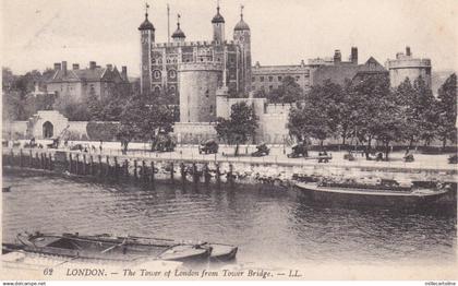 ENGLAND - London - The Tower of London from Tower Bridge