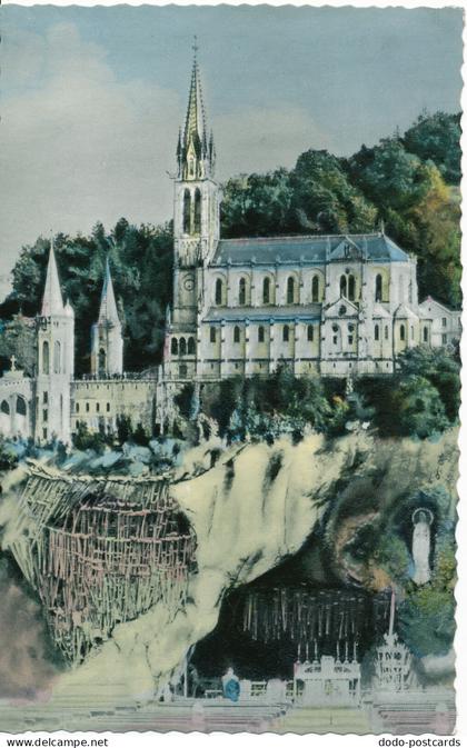 PC11120 Lourdes. The Grotto and the Basilica. Midi Pyrenees. No 322