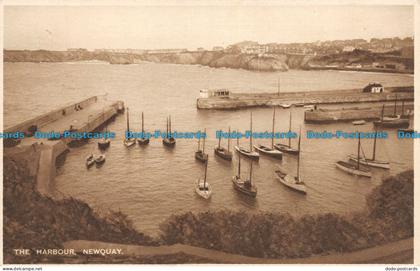 R076173 The Harbour. Newquay