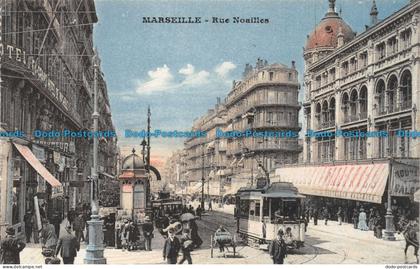 R137611 Marseille. Rue Noailles