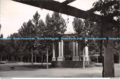 R327728 Huesca Municipal Park Music stand Garcia Garrabella