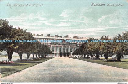 R507990 Hampton Court Palace The Avenue and East Front