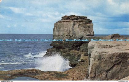 R684490 Portland. The Pulpit Rock. Portland Bill. The Photographic Greeting Card