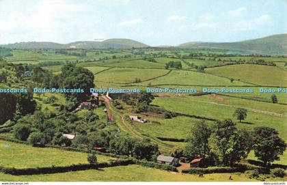 R685317 All yr yn Newport. View Over The Monmouthshire Canal