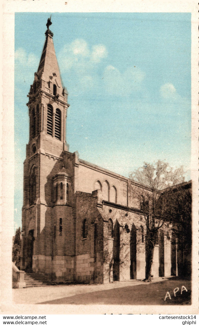 N°19286 Z -cpsm Montclar de Quercy -l'église-