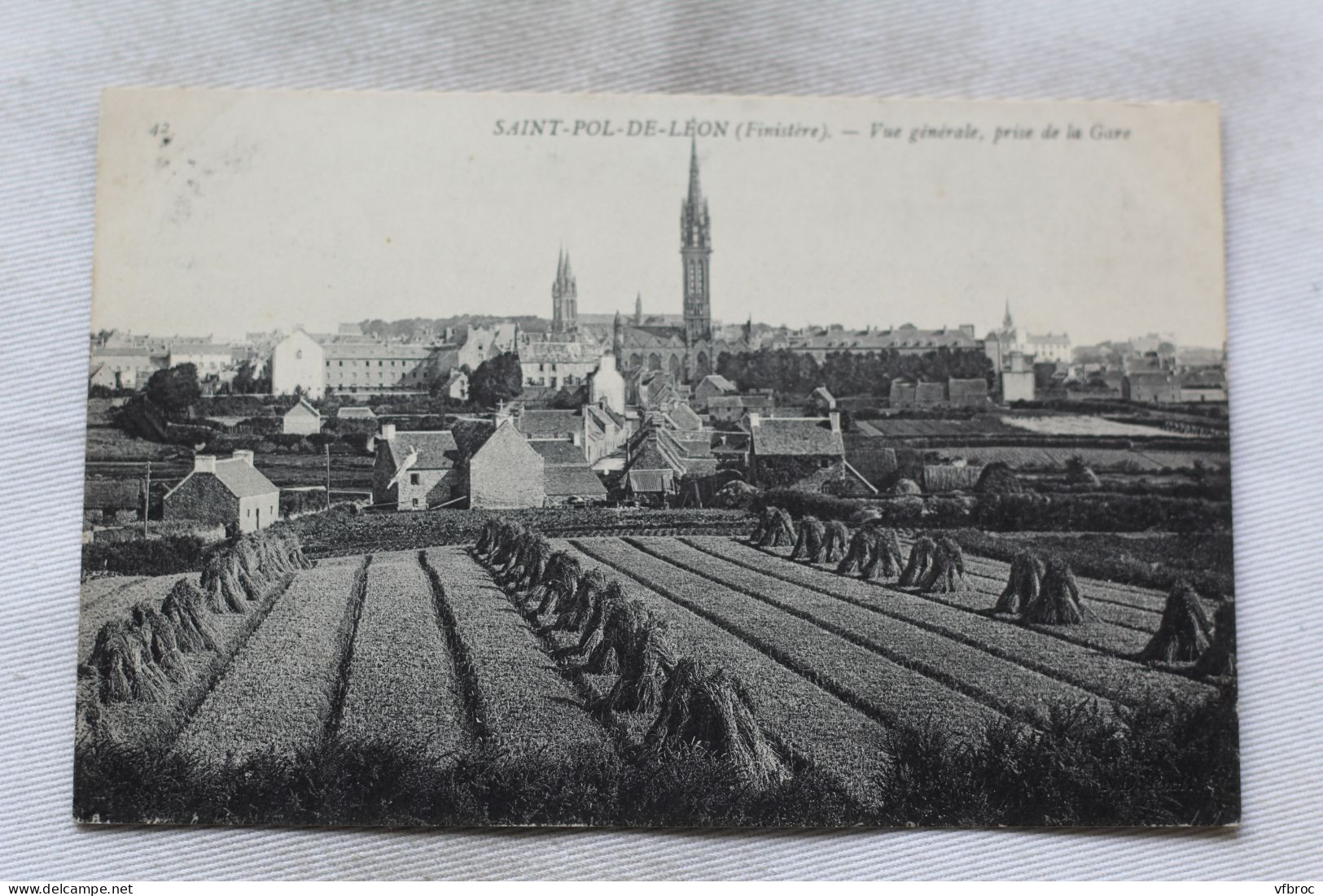 N276, Saint Pol de Léon, vue générale, prise de la gare, Finistère 29