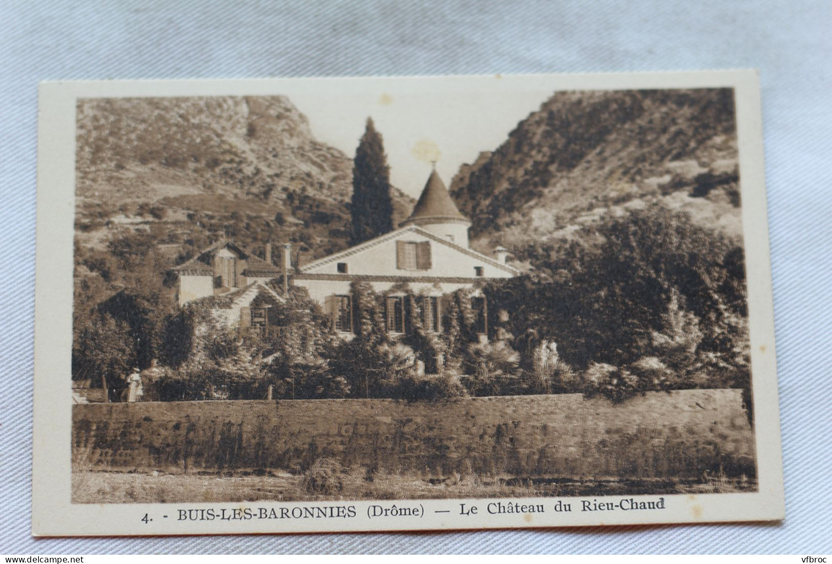 N669, Buis les Baronnies, le château du Rieu Chaud, Drôme 26