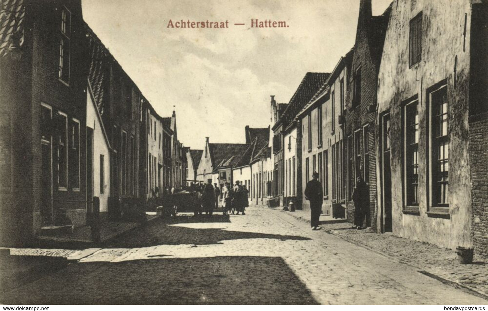 Nederland, HATTEM, Achterstraat met Volk (1910s) Ansichtkaart