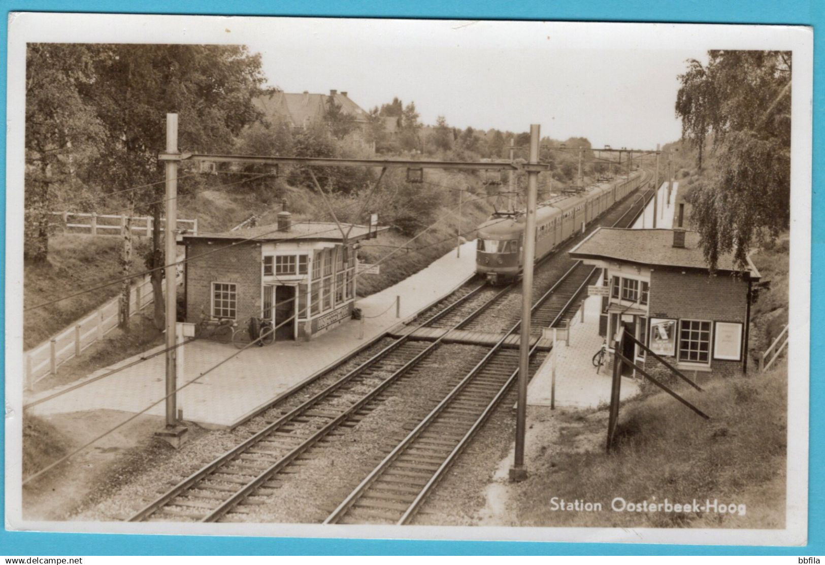 NEDERLAND prentbriefkaart Station Oosterbeek-Hoog met aankomst trein *