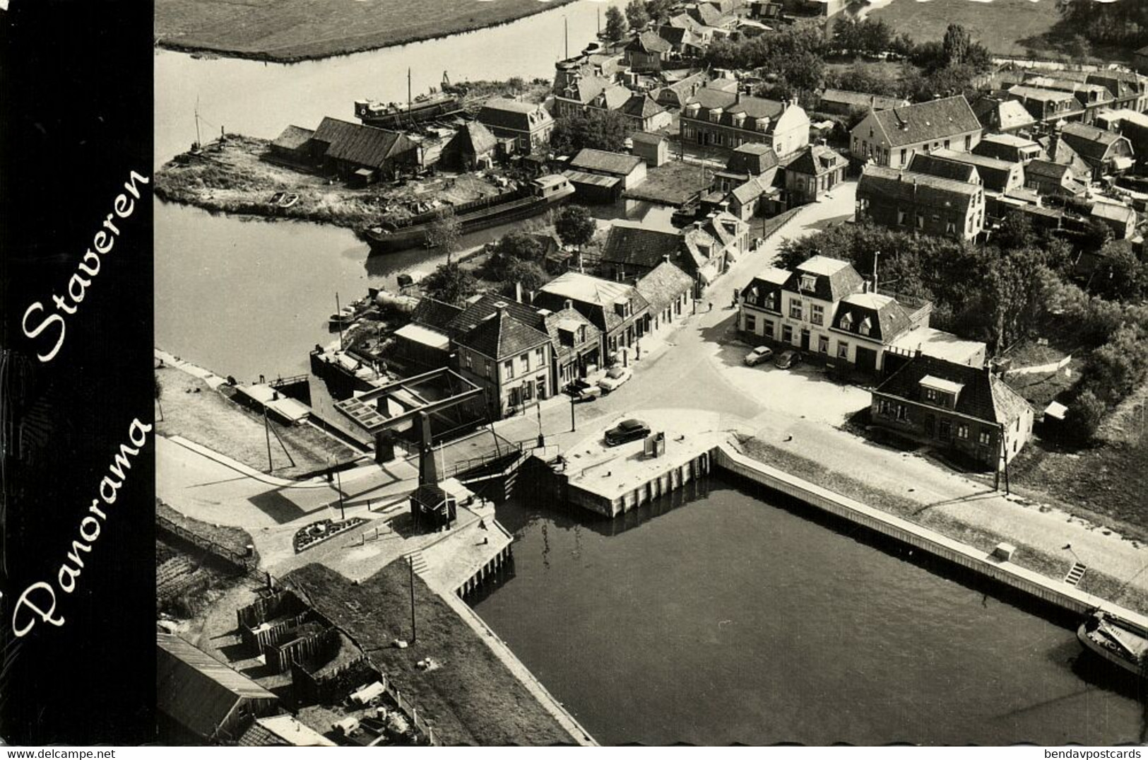 Nederland, STAVOREN STAVEREN, Luchtfoto (1950s) Ansichtkaart