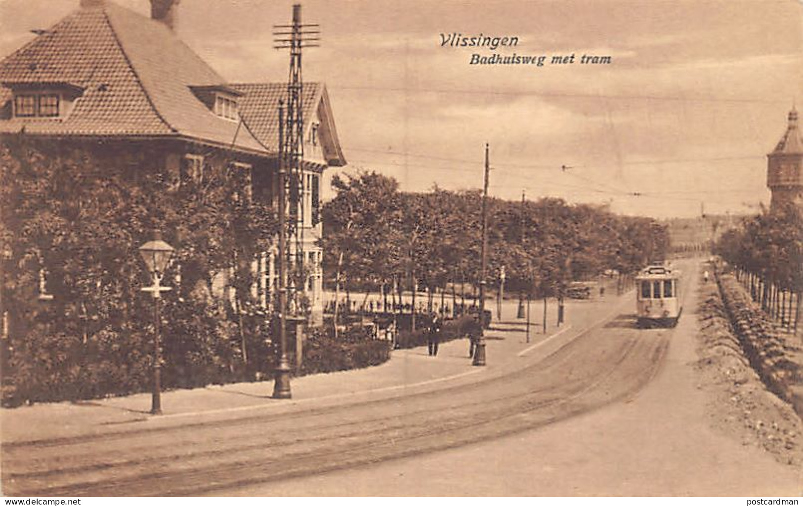 Nederland - VLISSINGEN - Badhuisweg met tram